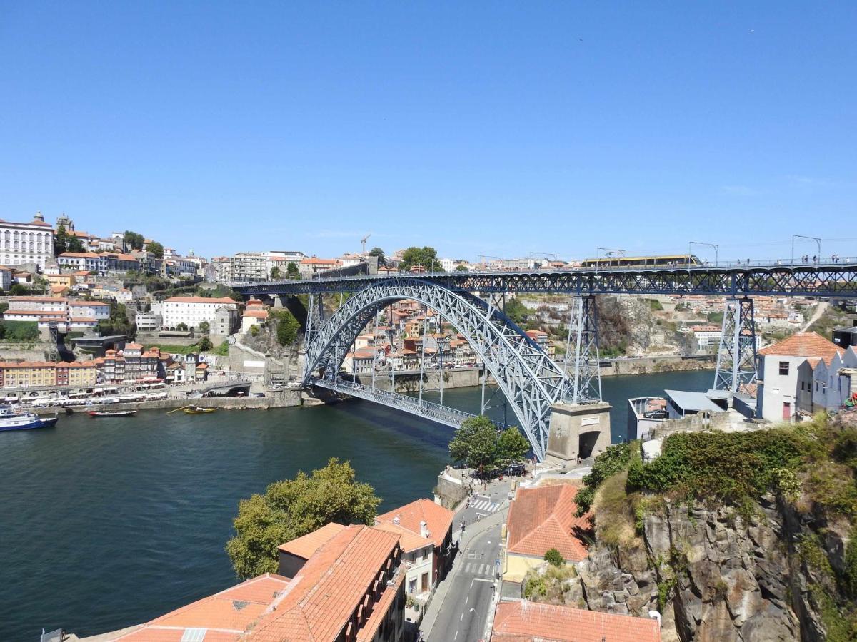 Oporto Delight 1 Luxury Apartment In Historic Center With Balcony Max 4 P Exterior photo